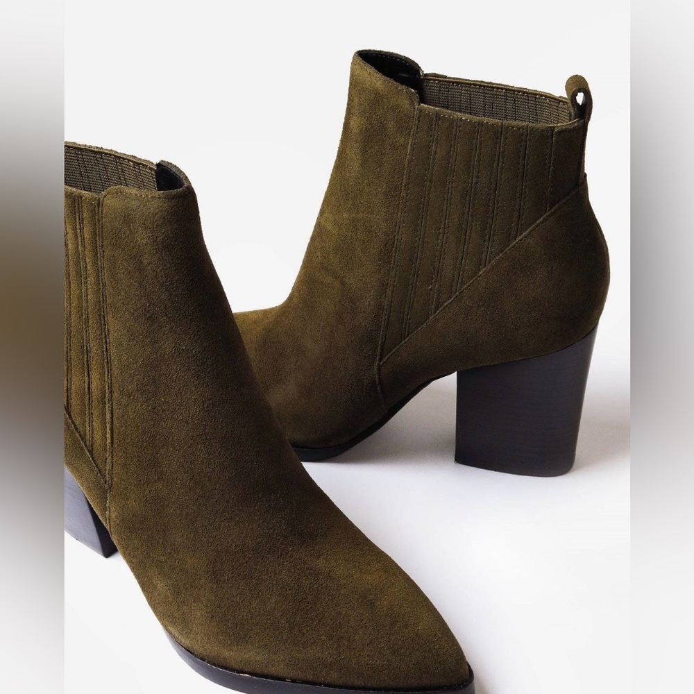 Marc Fisher Women's Alva Pointy Toe Bootie Olive Suede Ankle Boots Size 6M